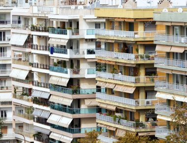 Νέες αντικειμενικές αξίες ακινήτων τίθενται σε ισχύ έως τα τέλη Μαρτίου του 2018